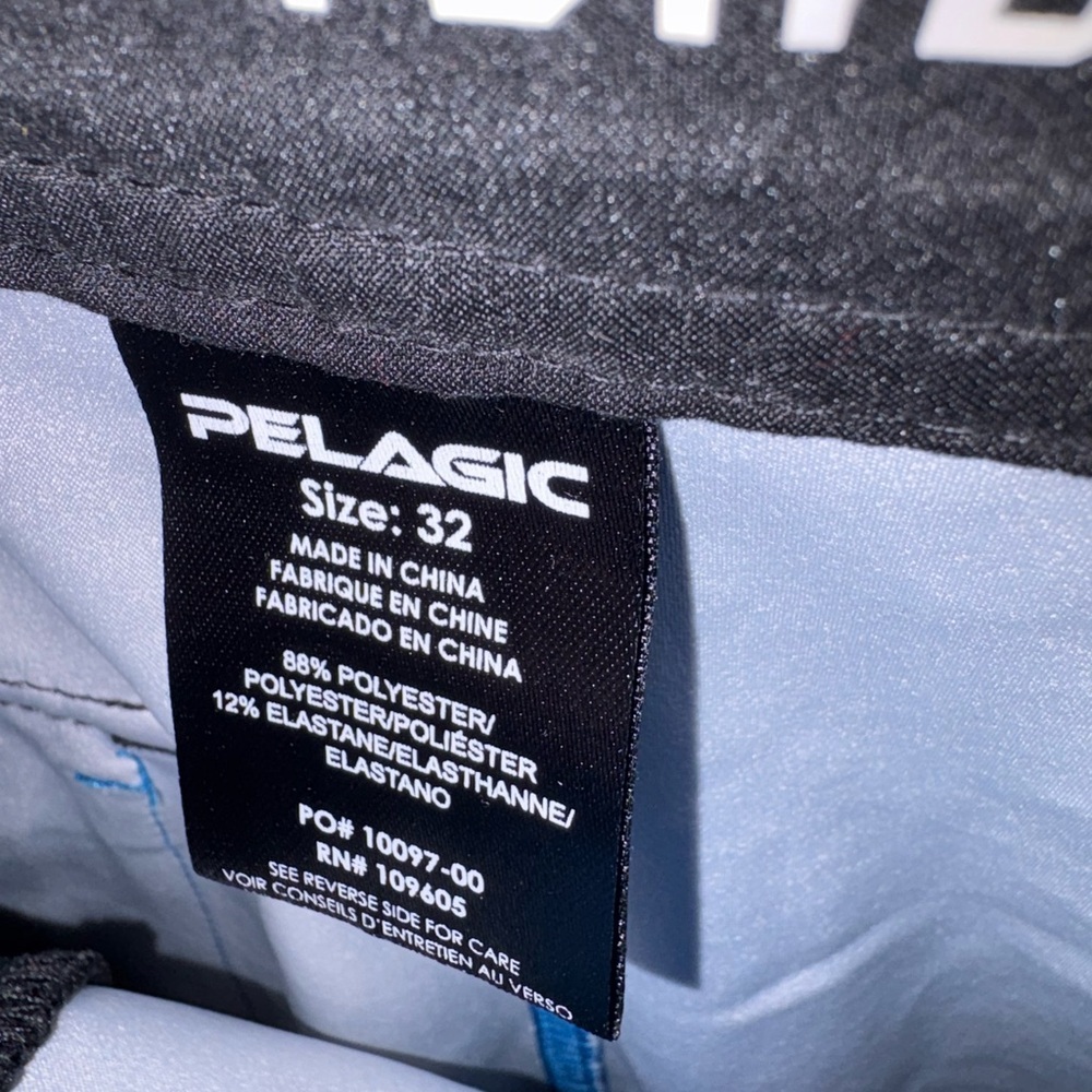 Pelagic Hydro-Lite Blue Camo Board Shorts Performance Fishing Swim Trunks 32 - Picture 3 of 9